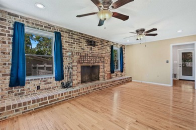 Welcome to this spacious 4-bedroom home offering over 2000 - photo 24