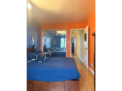 Welcome to this very spacious 3-bedroom co-op apartment located - photo 29