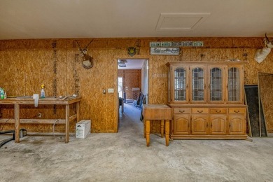 A beautiful property with over 2,500' of both sides of Elm Creek - photo 30