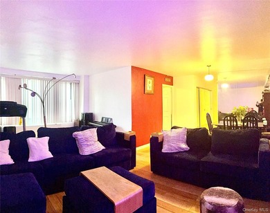 Welcome to this very spacious 3-bedroom co-op apartment located - photo 33
