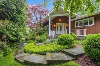 Lake Home For Sale in Sleepy Hollow, New York