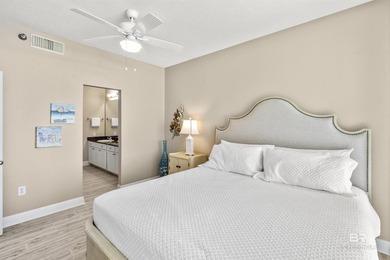 Beautifully Decorated and Meticulously Maintained 3 Bedroom, 3 - photo 14