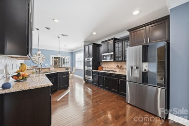 NEW PRICE IMPROVEMENT $750,000! Welcome to The Vineyards on Lake - photo 5