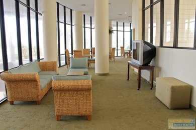 Beautifully updated townhome-style condo with stunning views of - photo 28