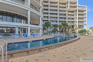 Beautifully updated townhome-style condo with stunning views of - photo 38