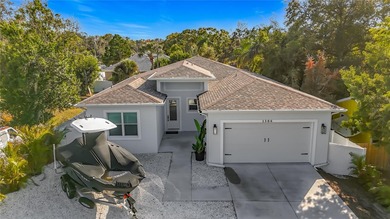 Lake Tarpon Home For Sale in Tarpon Springs Florida