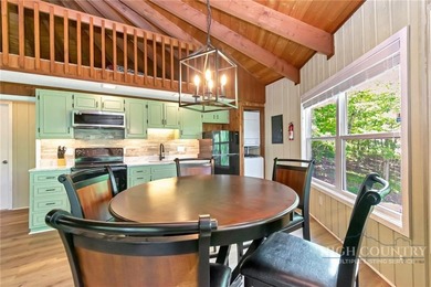2 SEPARATE UNITS with a total of 4 BEDROOMS and 2 BATHS. Upper - photo 3