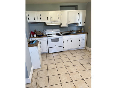 Owners Agent will prepare all Sale documents. Buyer is solely - photo 12