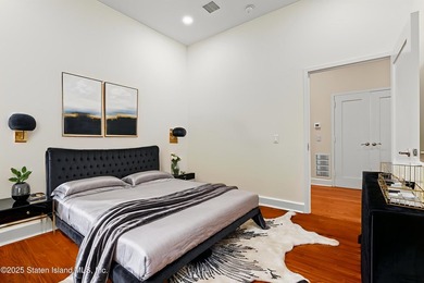 *PRICED TO SELL! GORGEOUS first-floor RENOVATED 2 BEDROOM 2 BATH - photo 13