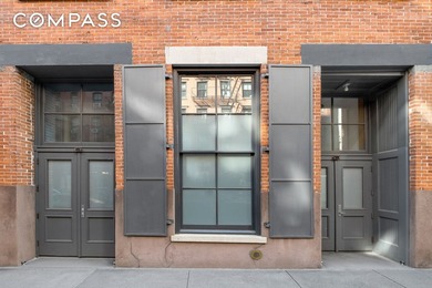A rare full-floor maisonette at the intersection of SoHo s - photo 14