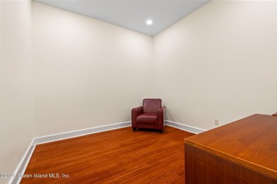 *PRICED TO SELL! GORGEOUS first-floor RENOVATED 2 BEDROOM 2 BATH - photo 14