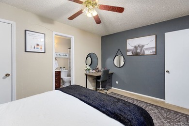 FEEL RIGHT AT HOME IN THIS COZY ONE STORY HOME. IT HAS A - photo 16