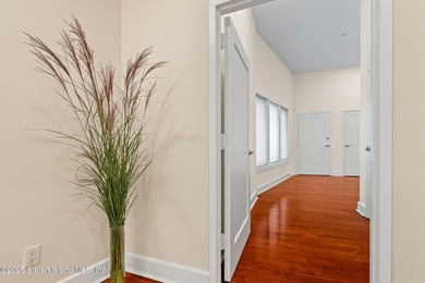 *PRICED TO SELL! GORGEOUS first-floor RENOVATED 2 BEDROOM 2 BATH - photo 27