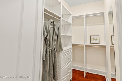 *PRICED TO SELL! GORGEOUS first-floor RENOVATED 2 BEDROOM 2 BATH - photo 29