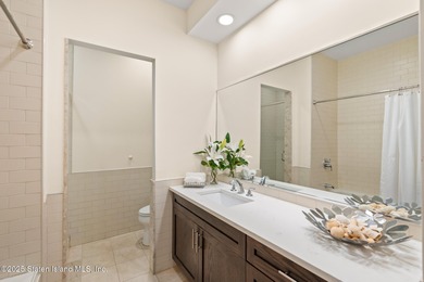 *PRICED TO SELL! GORGEOUS first-floor RENOVATED 2 BEDROOM 2 BATH - photo 35