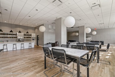 *PRICED TO SELL! GORGEOUS first-floor RENOVATED 2 BEDROOM 2 BATH - photo 48
