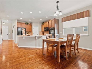 Welcome to this well-maintained 4-bedroom, 4-bath home in - photo 7
