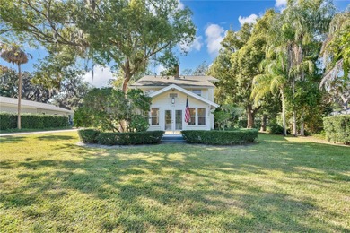 Lake Down Home Sale Pending in Windermere Florida