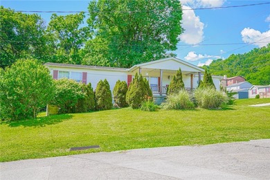 This SPACIOUS 3-bedroom, 2-bath ranch home sits on a corner lot - photo 3