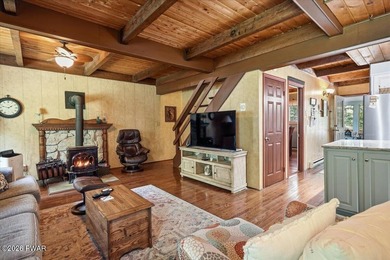 Welcome to this spacious 4-bedroom, 2-bath home nestled in the - photo 4