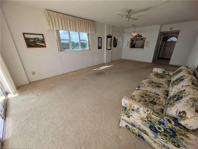 LAKEFRONT CONDO WITH FANTASTIC VIEWS! - photo 10