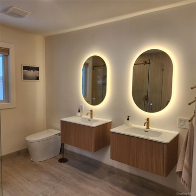 Welcome to this newly renovated (2025) midcentury modern - photo 14