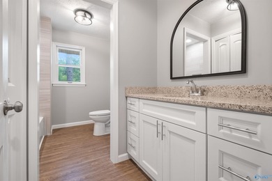 Renovated Lakeside Gem in Clubview area -- Beautifully renovated - photo 17