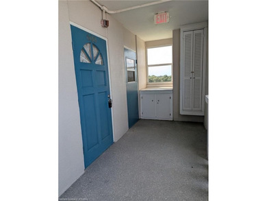 LAKEFRONT CONDO WITH FANTASTIC VIEWS! - photo 21