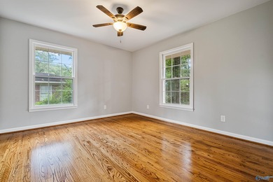 Renovated Lakeside Gem in Clubview area -- Beautifully renovated - photo 23