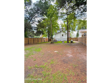 Welcome to 649 E. Main Street, in the beautiful harbor town of - photo 29