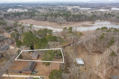 Renovated Lakeside Gem in Clubview area -- Beautifully renovated - photo 33