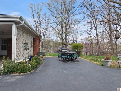 Beautiful 3BR, 2BA brick ranch-style home located in Kuttawa!! - photo 36