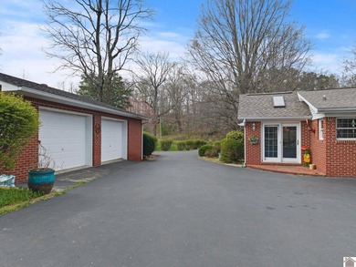 Beautiful 3BR, 2BA brick ranch-style home located in Kuttawa!! - photo 37