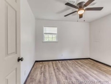 Beautifully Updated Home in Tulsa- Move-In ready!! 
Welcome to