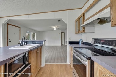 This nice spacious mobile home offers a well designed floor plan - photo 15