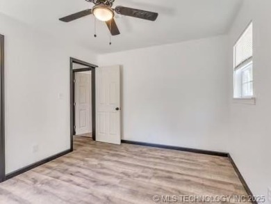 Beautifully Updated Home in Tulsa- Move-In ready!! 
Welcome to