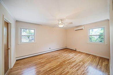 Tucked Away on a Secluded Cul-de-Sac, in the desirable - photo 25