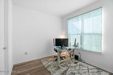 Don't miss this incredible opportunity! This home offers - photo 27