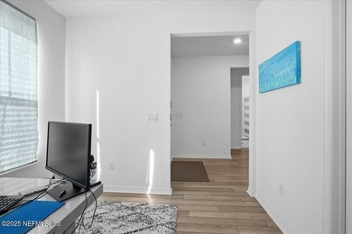Don't miss this incredible opportunity! This home offers - photo 28