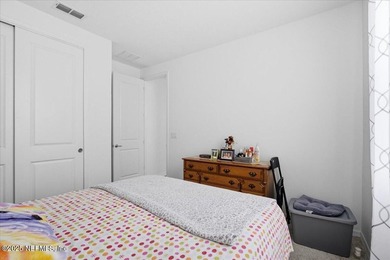 Don't miss this incredible opportunity! This home offers - photo 31