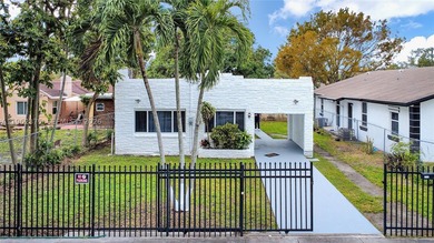 Miami Duplex for Sale! This duplex offers two units: a spacious - photo 2
