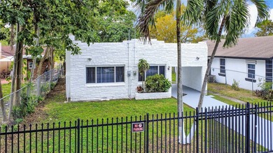 Miami Duplex for Sale! This duplex offers two units: a spacious - photo 3