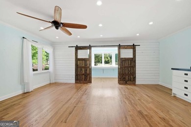 Welcome to paradise in the heart of North Hall! This exceptional - photo 10
