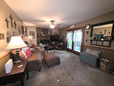 Welcome to 1206 Hawthorne Street in St. Marys! This spacious - photo 11
