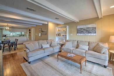 An exceptional opportunity on prestigious Lookout Point off Hwy - photo 16