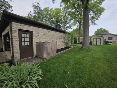 Welcome to 1206 Hawthorne Street in St. Marys! This spacious - photo 18