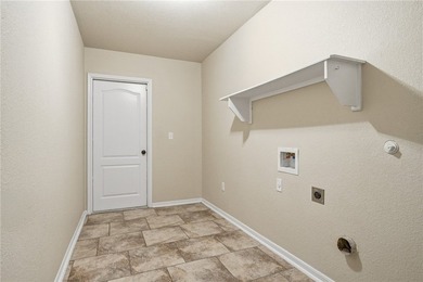 Discover the perfect blend of style and functionality in this - photo 22