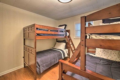 An exceptional opportunity on prestigious Lookout Point off Hwy - photo 22
