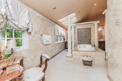 First time presented to the Market! A Neo-Classical Stunner - photo 28