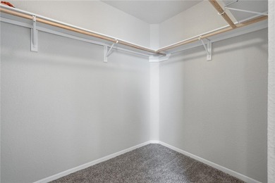 Discover the perfect blend of style and functionality in this - photo 29